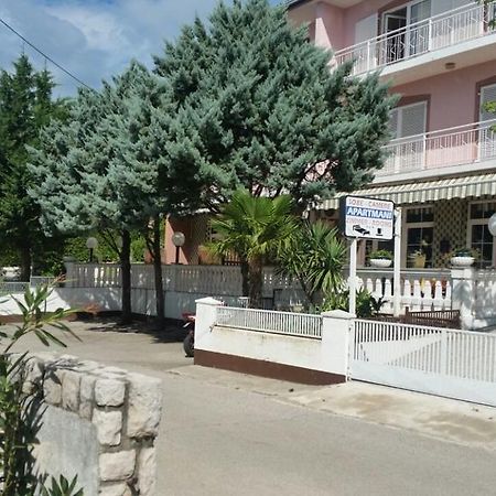 Apartmani Royal Zganec Криквеница Екстериор снимка