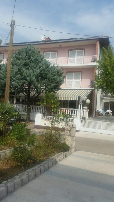Apartmani Royal Zganec Криквеница Екстериор снимка